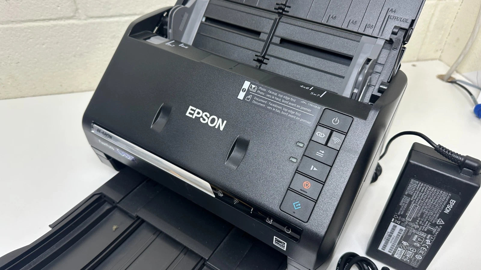 Epson Fastfoto FF-680W (J381B) USB & Wireless Photo & Document Scanner