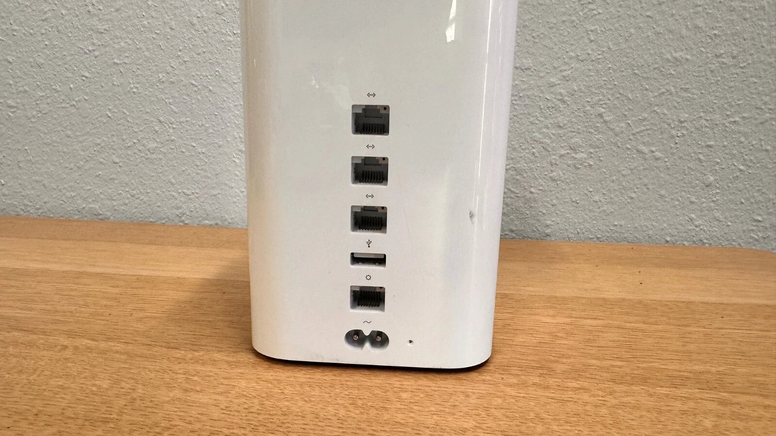 Apple AirPort Extreme 802.11 /ac Wireless Router 6th Gen #A1521