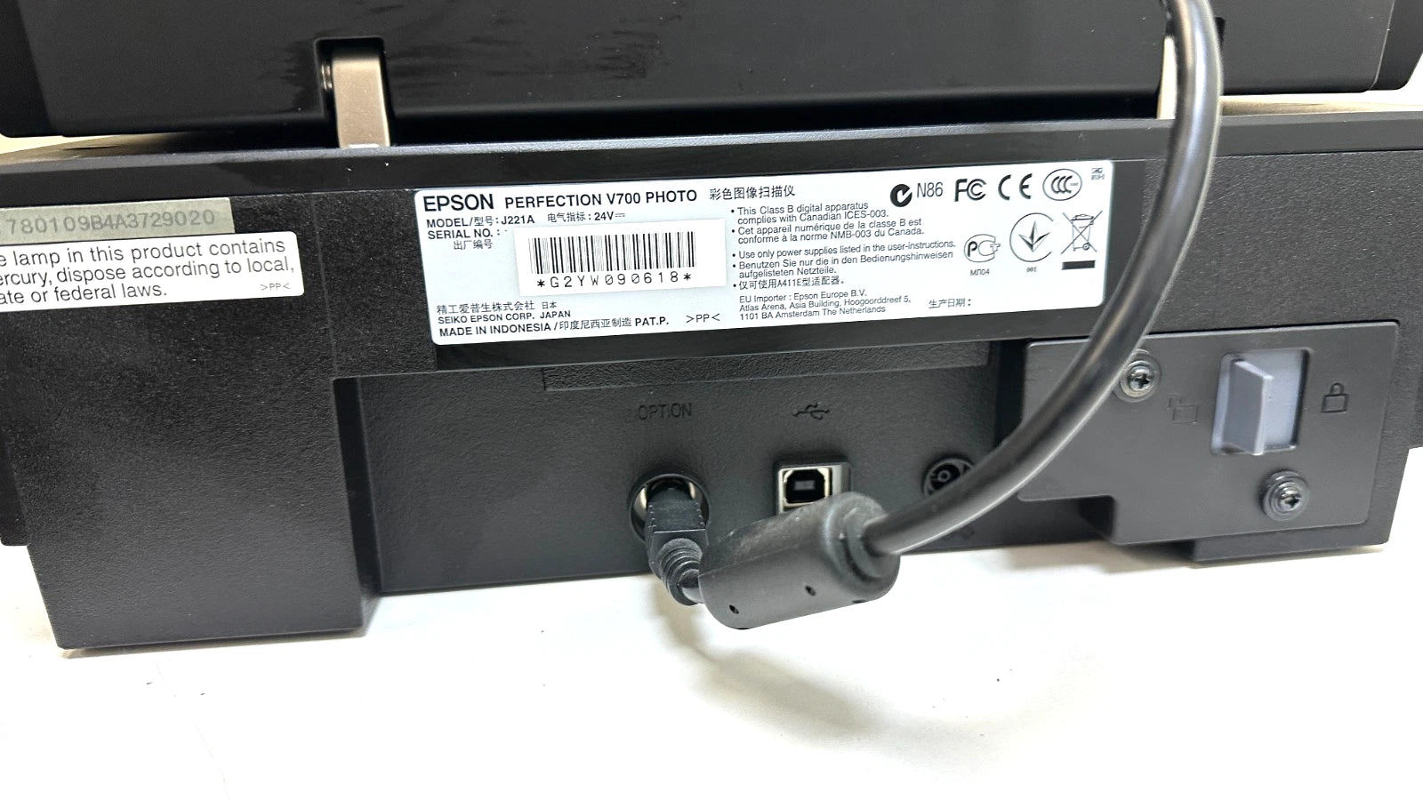 Epson Perfection V700 Photo Flatbed Document Scanner J221A High Resolution