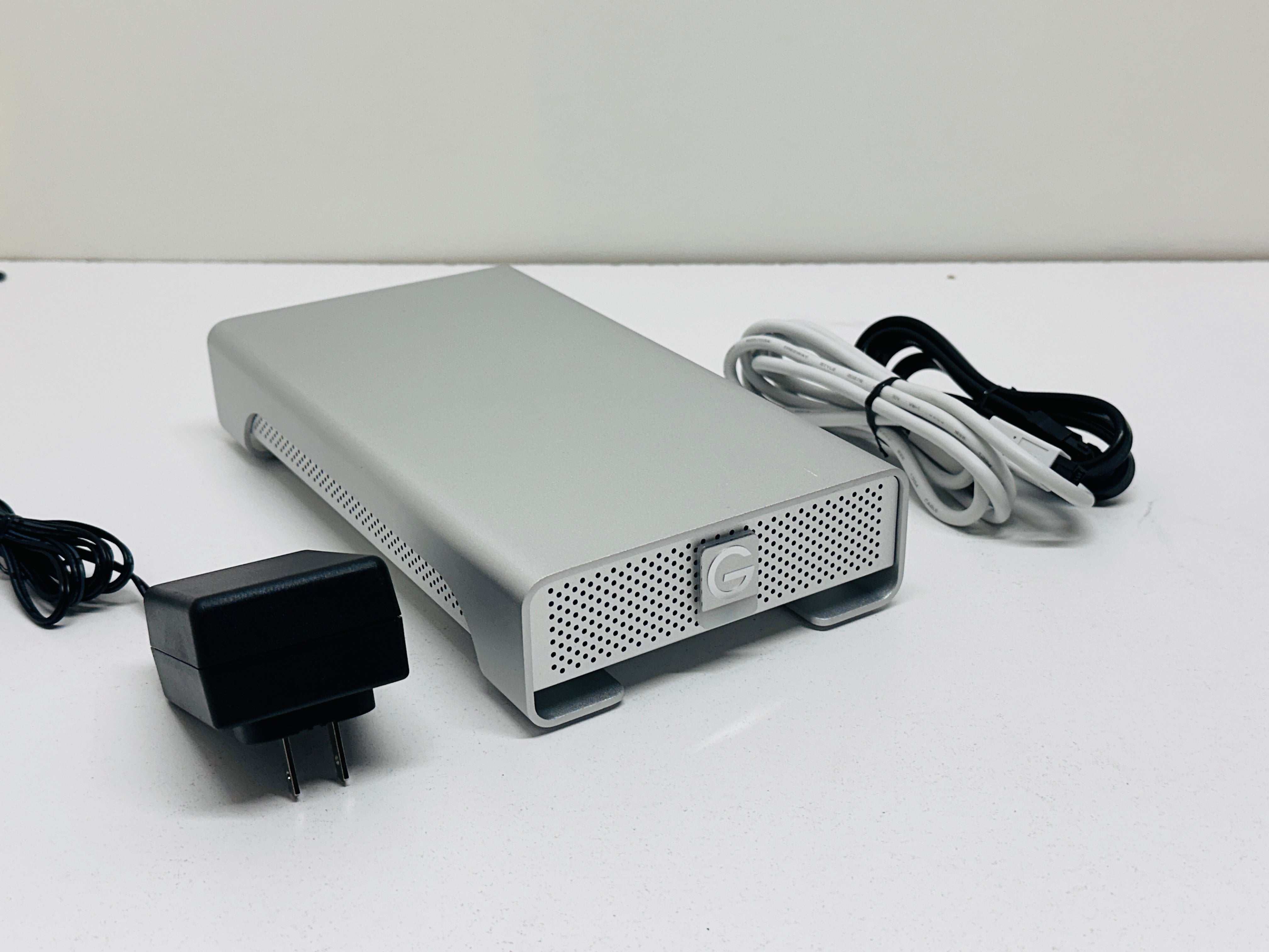 G Drive External Hard Drive eSATA, FireWire 400, 800 and USB 2  / 2TB Bundle