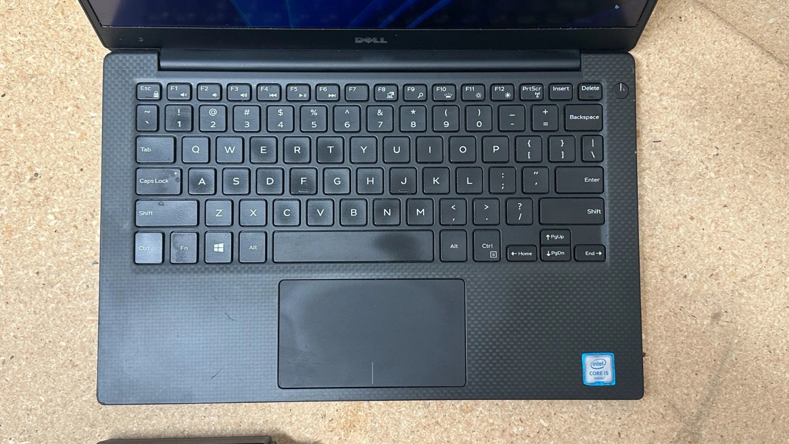 Dell XPS 13 Inch 9350 Laptop Core i5 6th Gen 2.3 GHz, 8 GB, 128 GB SSD Win 11