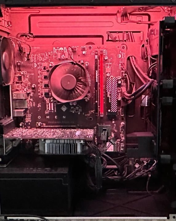 HP OMEN Gaming Desktop i7-8th Gen 3.2 GHz 16GB, NVMe 500 GB, GTX 1060, Win 11