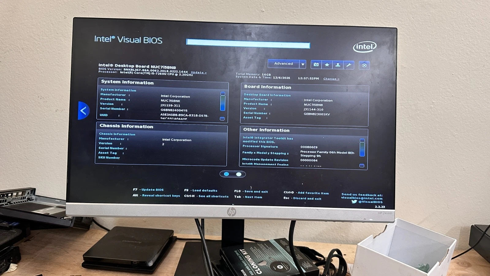 Intel NUC NUC7i5BNB i5-7260U 2.20GHz 16 GB 256 NVMe SSD, Win 11 Pro
