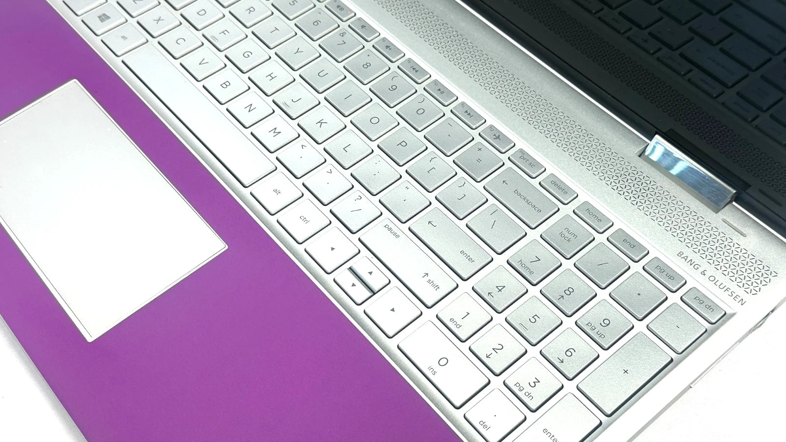 HP ENVY x360 15m-bp112dx 15.6" Touch i7-8550U 16GB RAM 1TB HDD Win11 Laptop