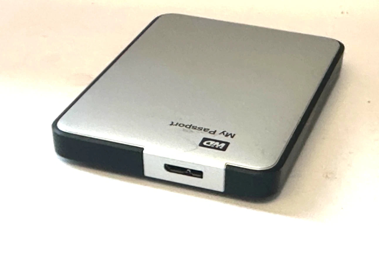 (C) WD My Passport WDBKXH5000ASL-03 Portable Hard Drive 500gb USB 3.0 Black