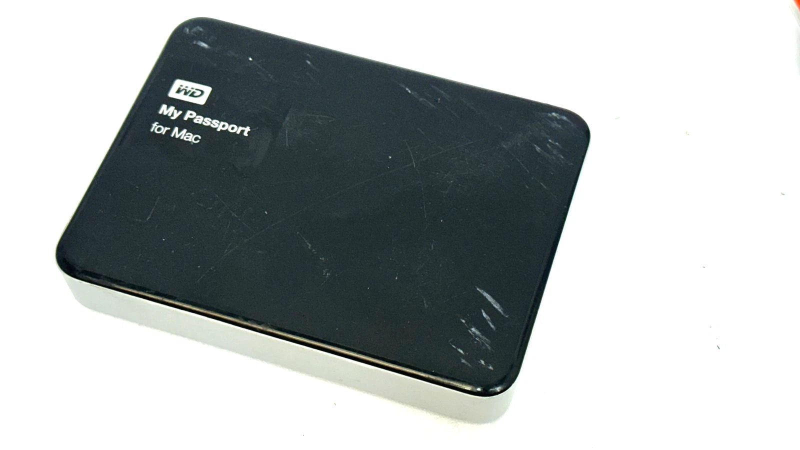 WD My Passport for Mac External Hard Drive with USB 3 / WDBCGL0020BSL-0B / 2 TB