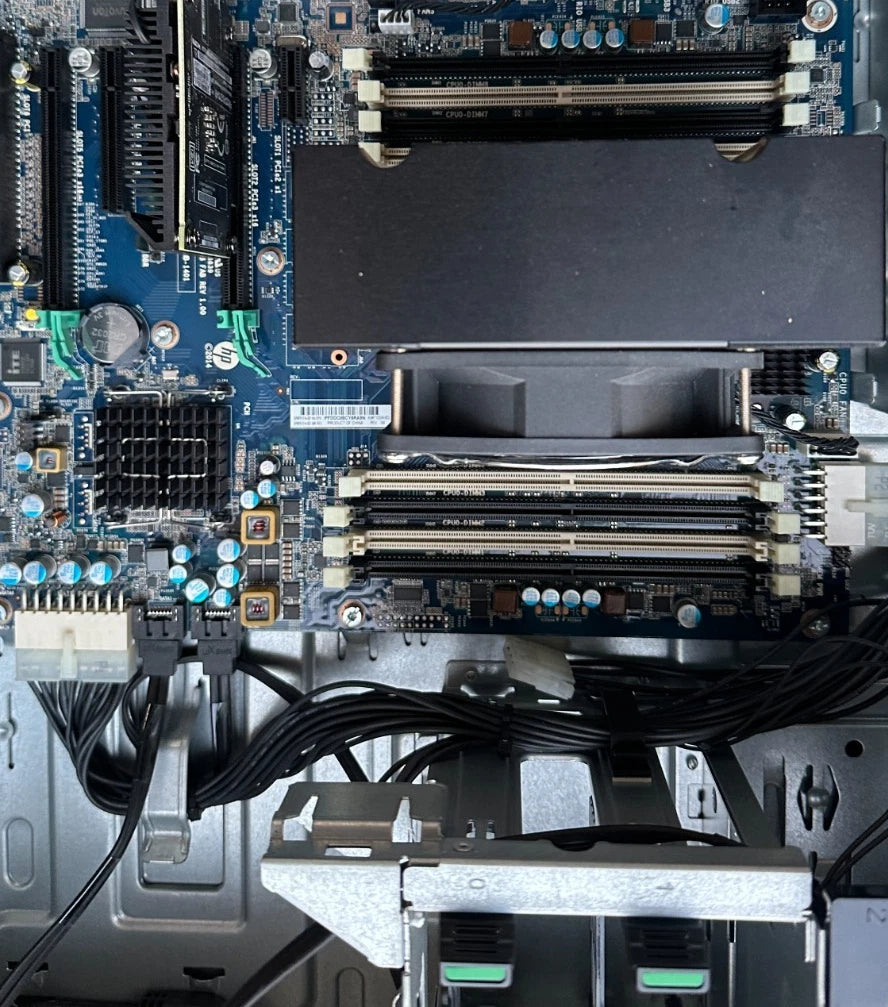 HP Z440 Workstation PC Quad Core Xeon E5-1607 v3 3.1 GHz No RAM HDD or OS