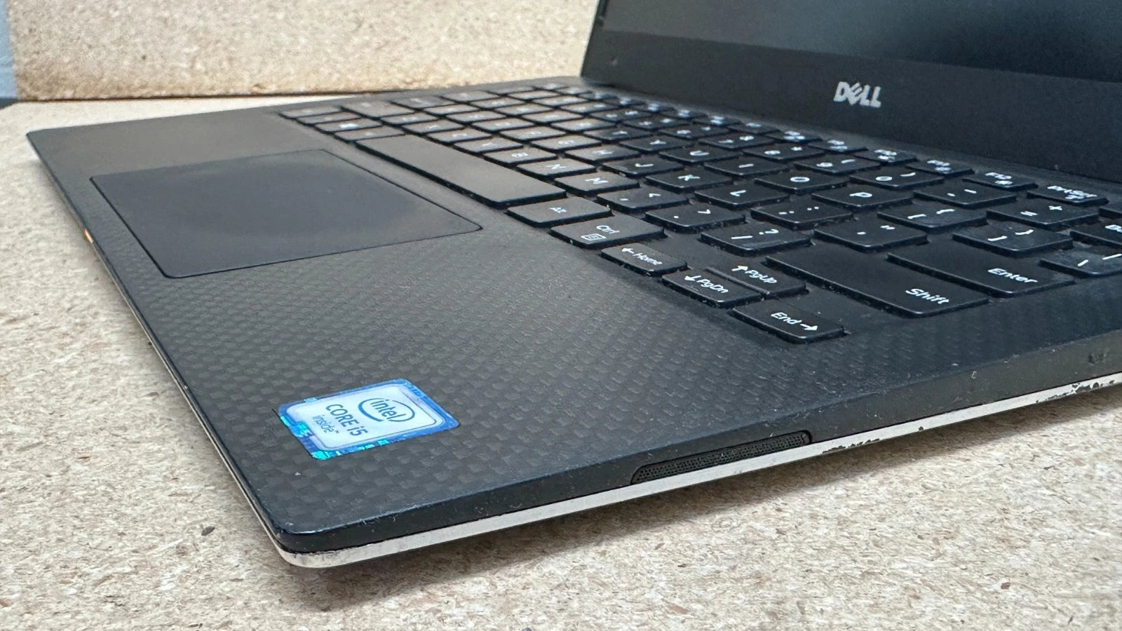 Dell XPS 13 Inch 9350 Laptop Core i5 6th Gen 2.3 GHz, 8 GB, 128 GB SSD Win 11