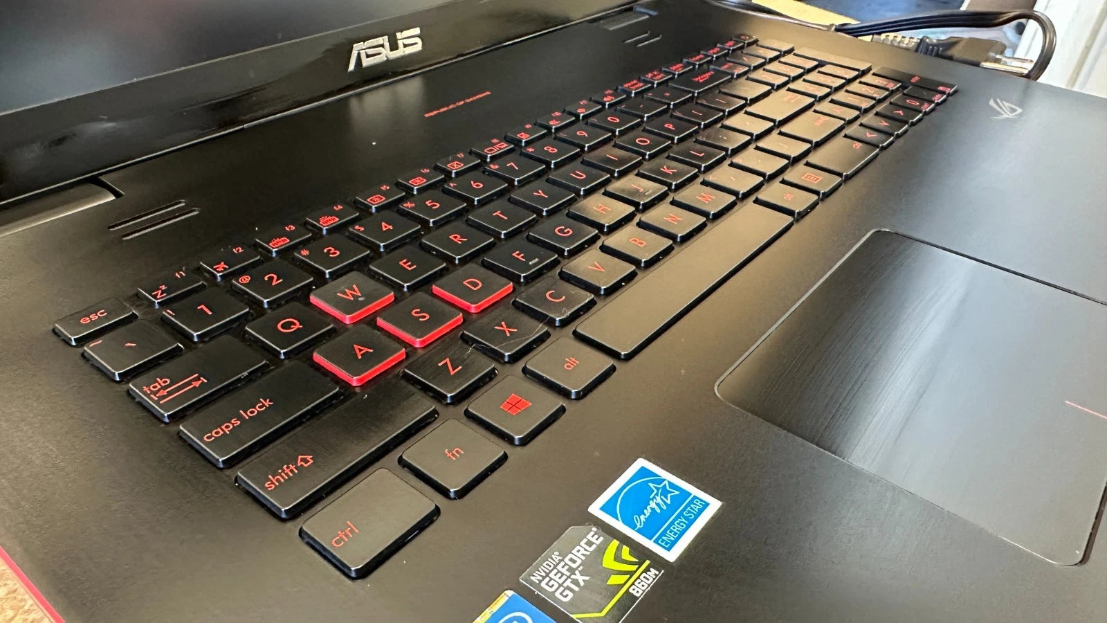 Asus Republic of Gamers G771J, Core i7 2.5 GHz, 8 GB Ram, 4 GB Graphic, 1 TB SSD