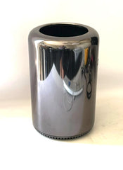 Apple Mac Pro Quad Core 3.7 GHz D300, 32GB Ram, 500 GB SSD - Monterey