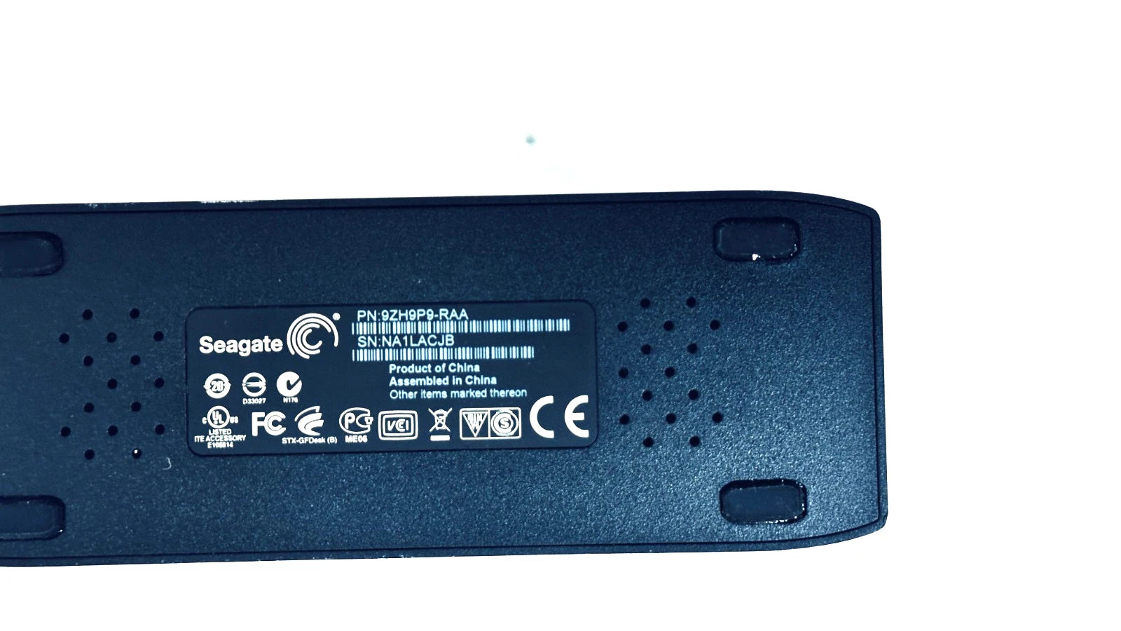 Seagate 9ZH9P9-RAA External Hard Drive 1 TB Including Power Supply & USB