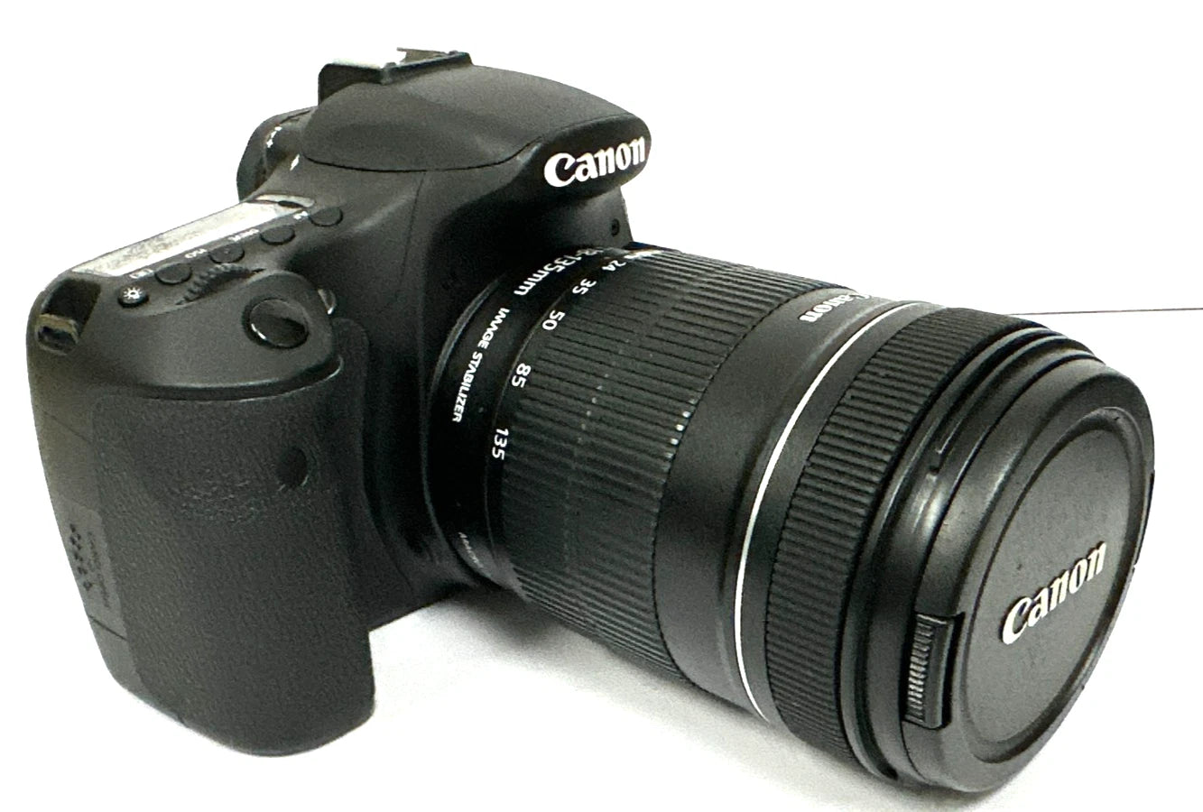 Canon EOS 60D with 2 lens EFS 18-135 mm & Tamron SP 10-24mm & Battery+ Charger