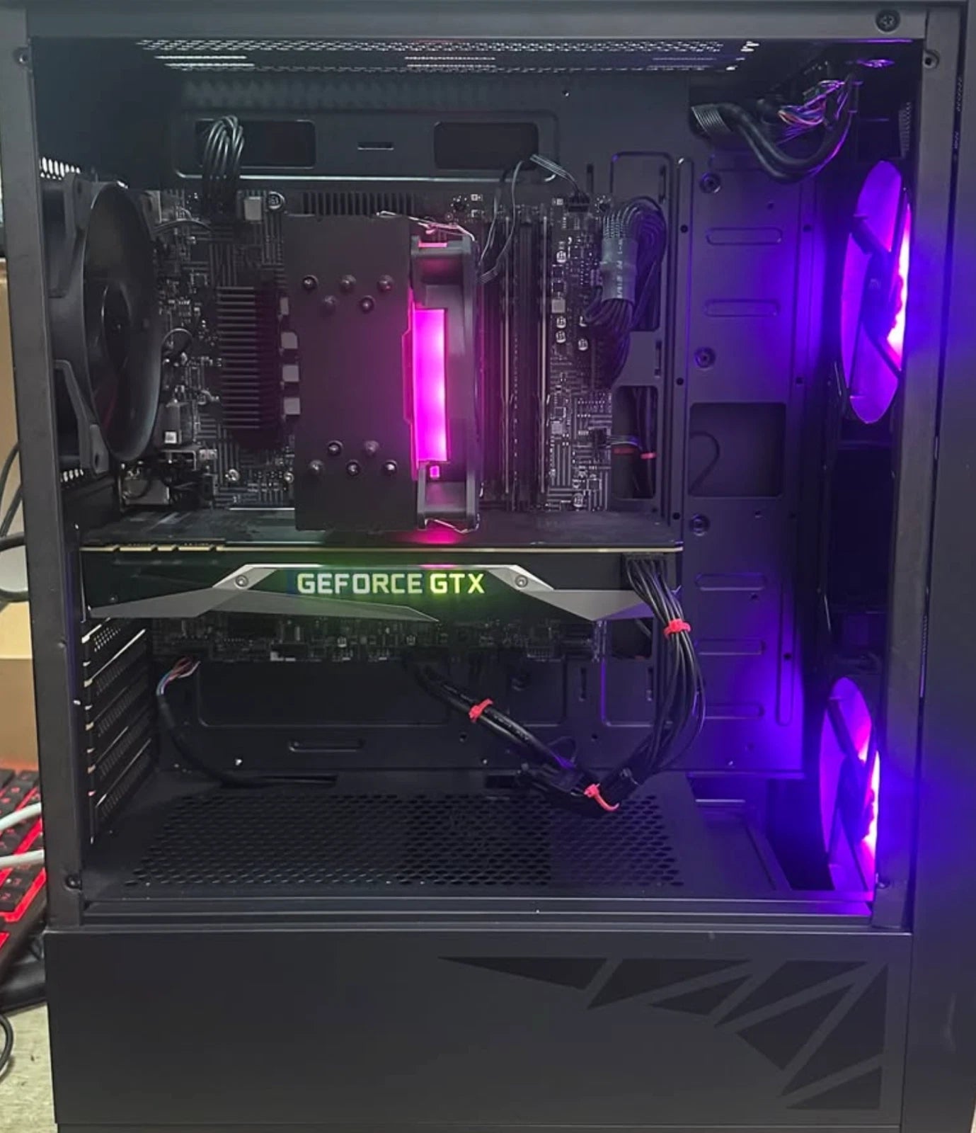Gaming Desktop Intel i5 11400-2.9 GHz, 16 GB Ram, 8 GB Graphic, 250 GB NVMe