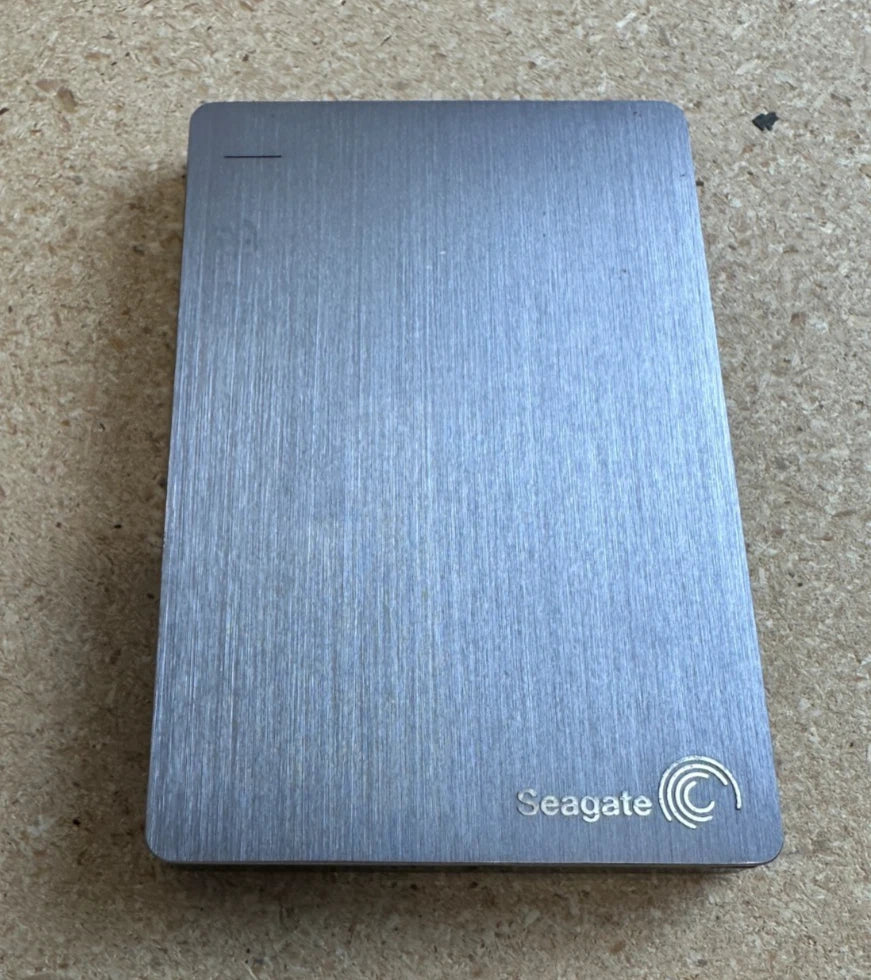 Seagate Backup Plus Portable External Hard Drive SRD00F1 / 1 TB Storage