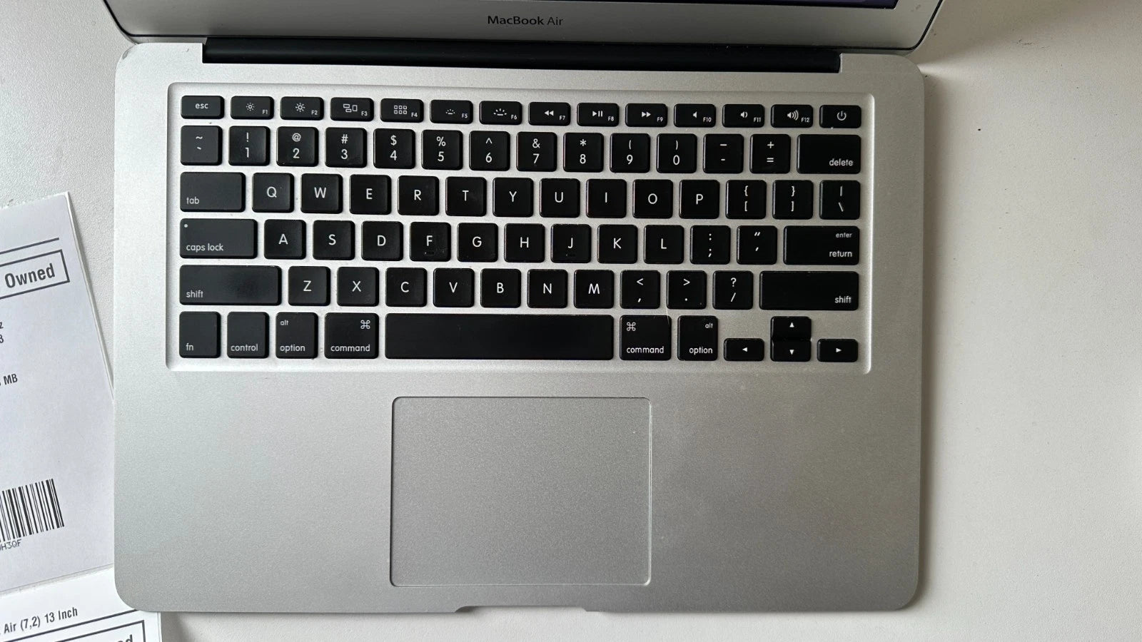 Apple Macbook Air (7,2) 13" Intel Core i5 1.6 GHz, 8 GB, 128 GB Flash Drive