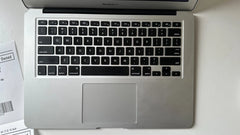 Apple Macbook Air (7,2) 13" Intel Core i5 1.6 GHz, 8 GB, 128 GB Flash Drive