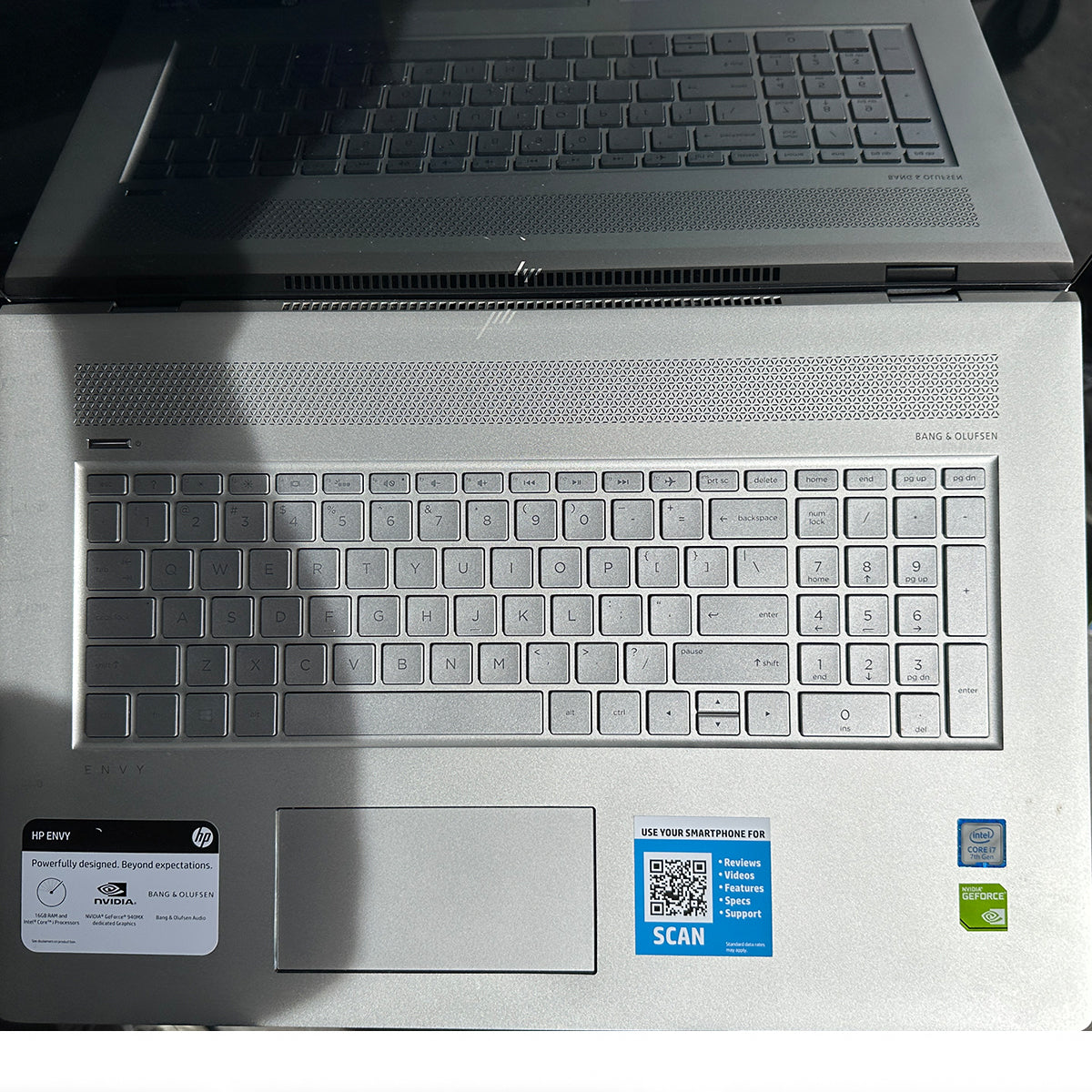 HP Envy 17m-ae0xx Touch Screen 17" Intel Core i7-7th Gen, 16 GB Ram, 1 TB SSD