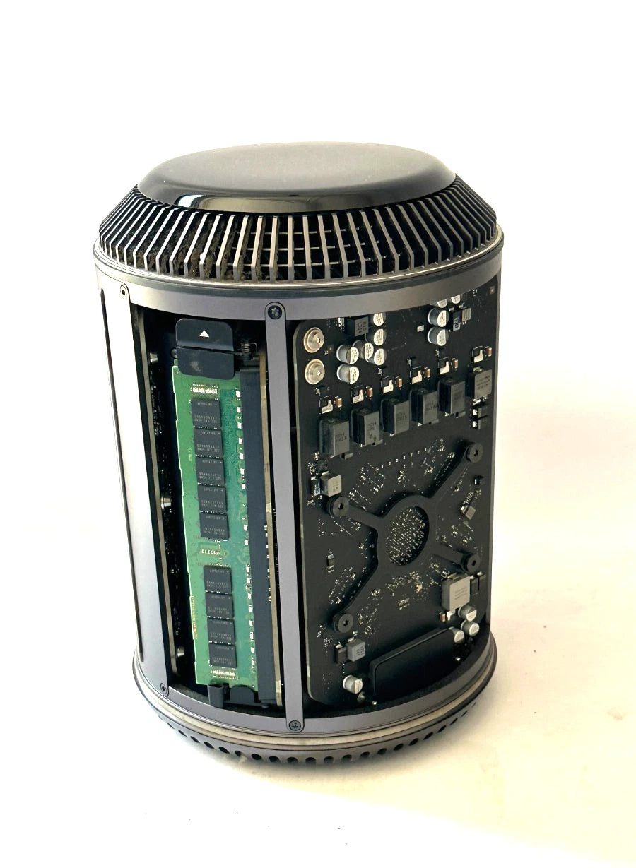 Apple Mac Pro Quad Core 3.7 GHz D300, 32GB Ram, 500 GB SSD - Monterey