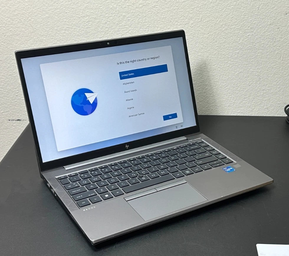 Dell Inspiron 5567 15.6" FHD Laptop Intel Core i5-7200 2.5 GHz, 8 GB, 250 GB SSD