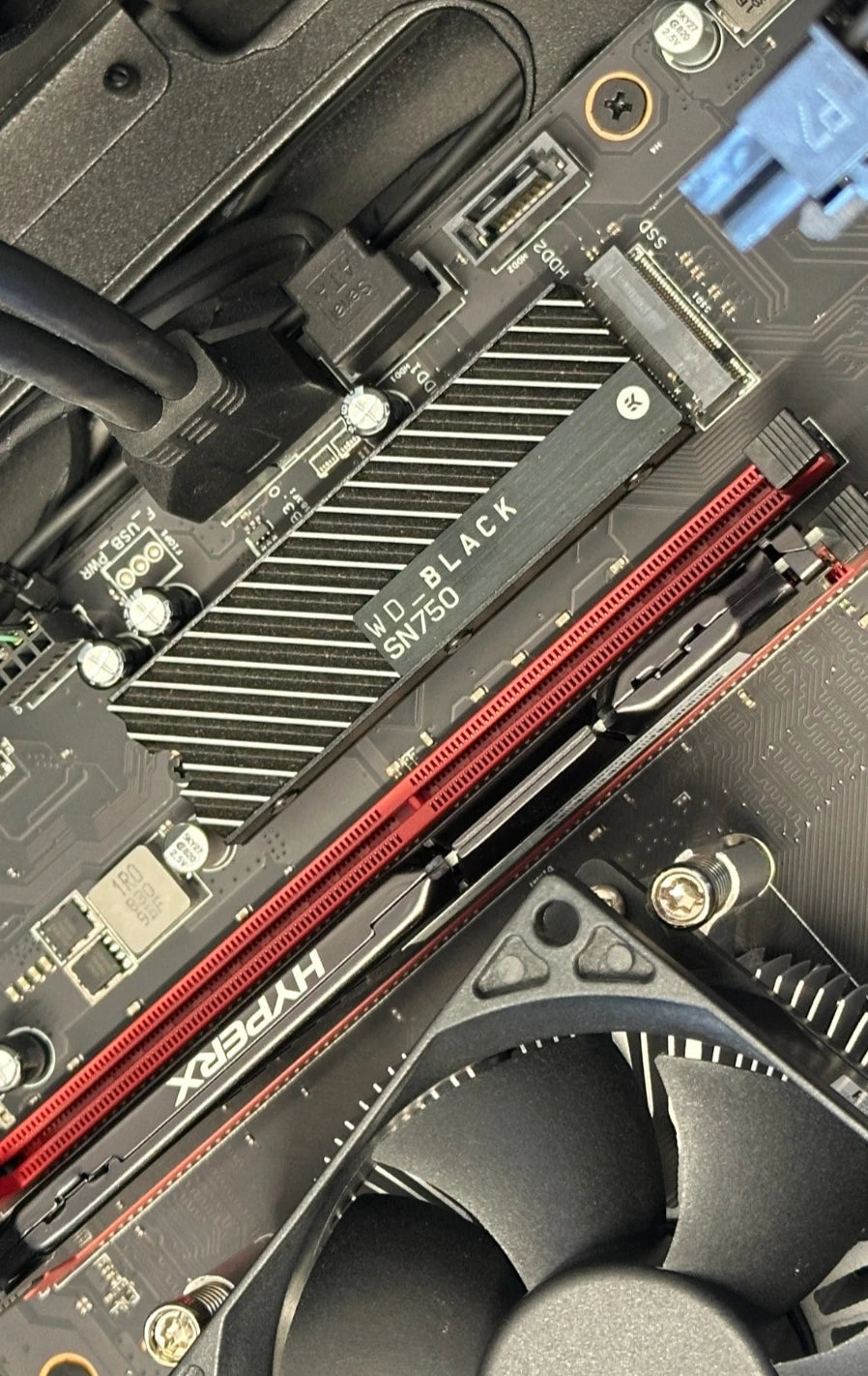 HP OMEN Gaming Desktop i7-8th Gen 3.2 GHz 16GB, NVMe 500 GB, GTX 1060, Win 11