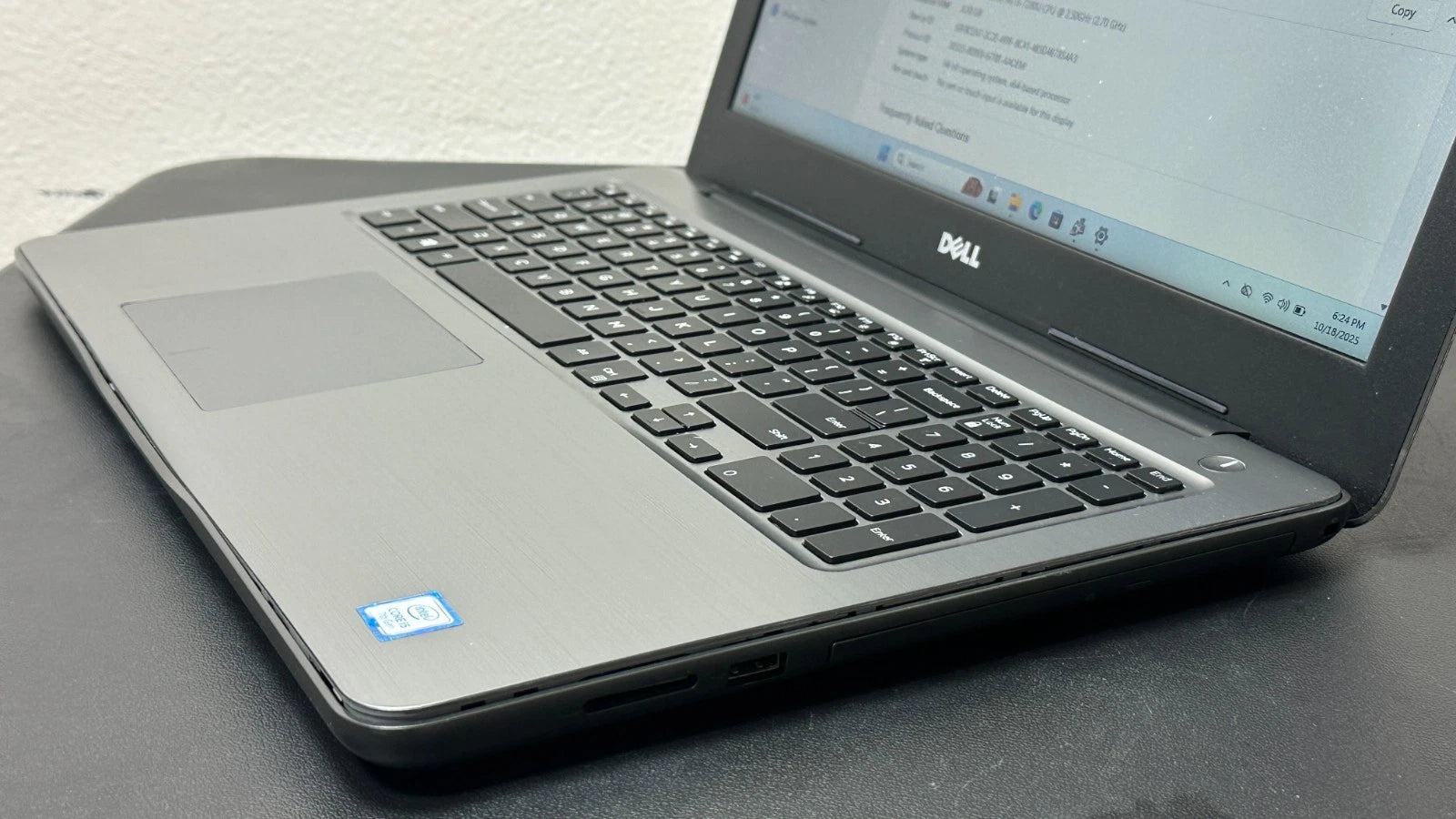 Dell Inspiron 5567 15.6" FHD Laptop Intel Core i5-7200 2.5 GHz, 8 GB, 250 GB SSD